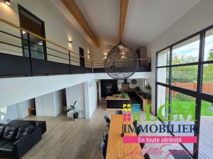 RIEUMAJOU  Maison coup de cœur de 210m2 sur une parcelle de 1246m2