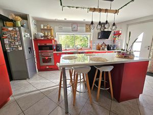 Maison rénovée 3 chambres Luminosité et confort au rendez-