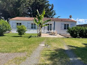 Vente maison 3 pièces 53 m² à Le Château-d'Oléron (17480)  223 500 €