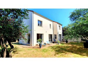 Maison à vendre 6 pièces avec jardin à ANDILLY (95)