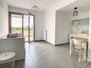 Location meublée appartement 1 pièce 30.15 m² à Carrières-sous-Poissy (78955)  831 €