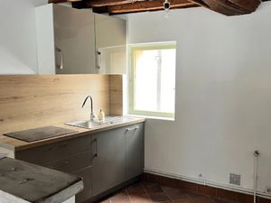Location maison 5 pièces 95 m² à Les Andelys (27700)  820 €