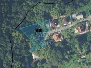 Terrain constructible viabilisé à vendre