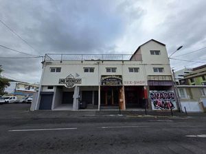 Local commercial à vendre