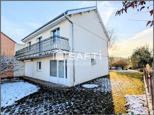 Vente maison 5 pièces 74 m² Commentry (03600)