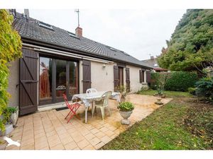 Vente maison 6 pièces 110 m² à Bourges (18000)  173 501 €