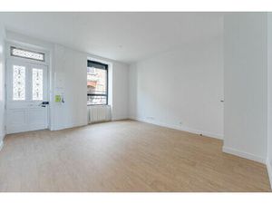 Location Local Professionnel 32m²