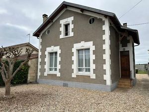 Vente maison 5 pièces 93 m² à Coutras (33230)  138 400 €
