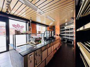 Ruime woning met diepe tuin in Grembergen met mogelijkheid tot handel of zelfstandige acti