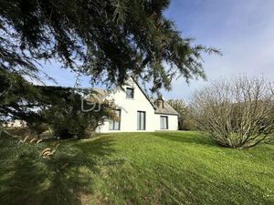 Annonce vente maison 7 pièces de 160m2 à Mortain (50140) - ParuVendu.fr ref 992783314990