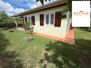 Vente maison 4 pièces 78.97 m² à Le francois (97240)  289 900 €