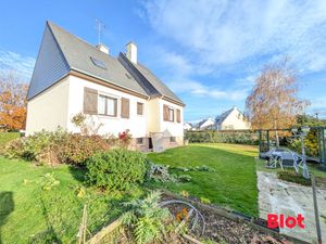 A VENDRE BLOT IMMOBILIER - Belle maison sur un terrain de 615m² à SERVON-SUR-VILAINE