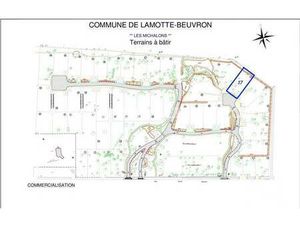 Terrain constructible à vendre