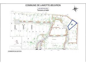 Terrain constructible à vendre