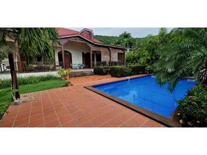 Maison avec piscine et terrasse Deshaies (971)
