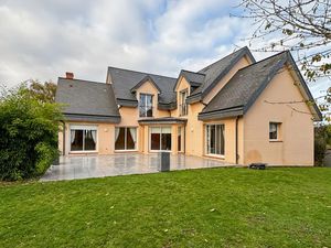 Vente maison 7 pièces 228 m² à Le Mesnil-Esnard (76240)  725 000 €