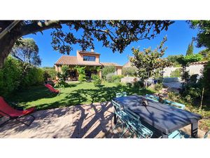 Vente villa 5 pièces 160 m² à Villeneuve-les-avignon (30400)  690 000 €