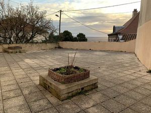 Location appartement 4 pièces 111 m² à Thiers (63300)