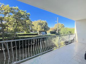 Vente appartement 2 pièces 36.48 m² à Six-Fours-les-Plages (83140)  194 000 €