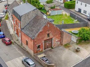 ESPACE ATELIER/GARAGE AU COEUR DE VEDRIN