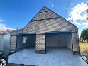 Garage double+grenier+ petit jardin