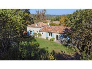 Charmante maison quercynoise avec studio  grange et piscine