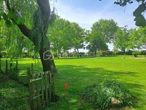 Terrain constructible viabilisé à vendre