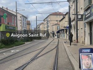 Location appartement 2 pièces 48 m² à Avignon (84000)