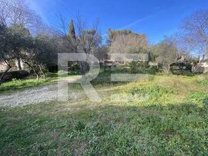 Vente terrain 779 m² à Nimes (30000)  145 000 €