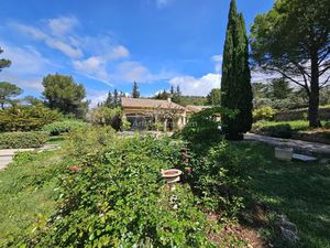 Vente Villa 5 pièces 130 m2 à Tourtour