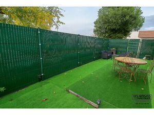 SECT. Gare TGV et aéroport  F3 EN REZ DE JARDIN.