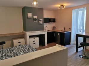 Location meublée appartement 1 pièce 22 m² à Niort (79000)  540 €