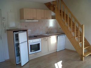 Location appartement 3 pièces 47 m² à Pons (17800)  590 €