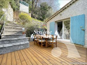 Maison 2 pièce(s) 25 m² avec jardin de 80 m² vue mer .