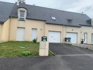 Location maison 5 pièces 87 m² à Hédé (35630)  1 120 €