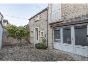 Location meublée maison 5 pièces 113 m² à Recloses (77760)  1 300 €