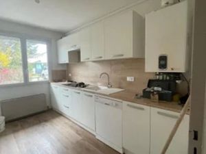 Location maison 6 pièces 135 m² à Varennes-Vauzelles (58640)  950 €