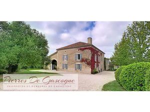 Magnifique maison de Maître et sa maison d'amis  bénéficiant d'une élégante rénovation sur