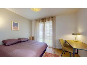 Studio meublé avec belle terrasse partagée proche Orly