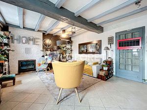 Maison T9 près de VIHIERS à vendre