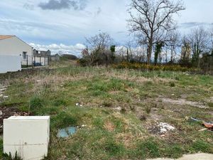 Vente terrain 593 m² Breuillet (17920)