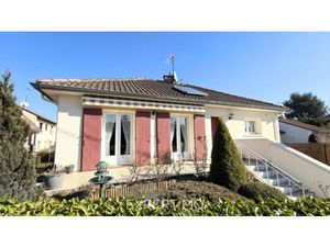 Viager occupé Monsieur 79 ans Madame 83 ans - Maison individuelle avec jardin et garage