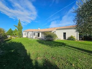 Vente maison 7 pièces 149 m² à Torsac (16410)  299 000 €