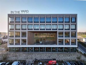 Duurzame nieuwbouwkantoren langs E40