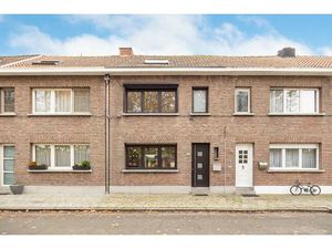 Recent gerenoveerde woning met 3 slaapkamers in het hartje van Schoten!