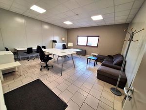 Kantoorruimte (36m2) te Verrebroek