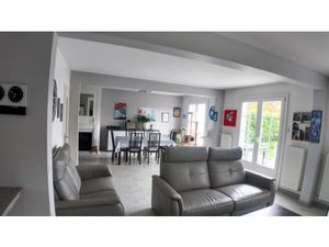 Vente maison 5 pièces 123 m² à Wattrelos (59150)  349 000 €