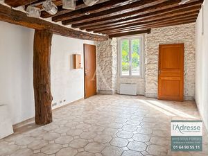 Annonce vente appartement 1 pièce de 26m2 à Fontenay les briis (91640) - ParuVendu.fr ref 