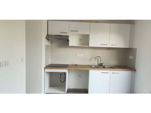 Location maison 4 pièces 87 m² à Seilh (31840)