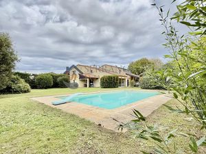 Vente villa 6 pièces 171.3 m² à Bagnols-sur-ceze (30200)  495 000 €